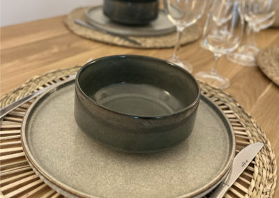 INSTALLATION-VAISSELLE-ART-DE-LA-TABLE-RESIDENCE-SENIOR